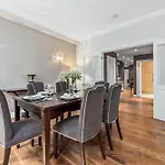Exclusive Knightsbridge Apartment